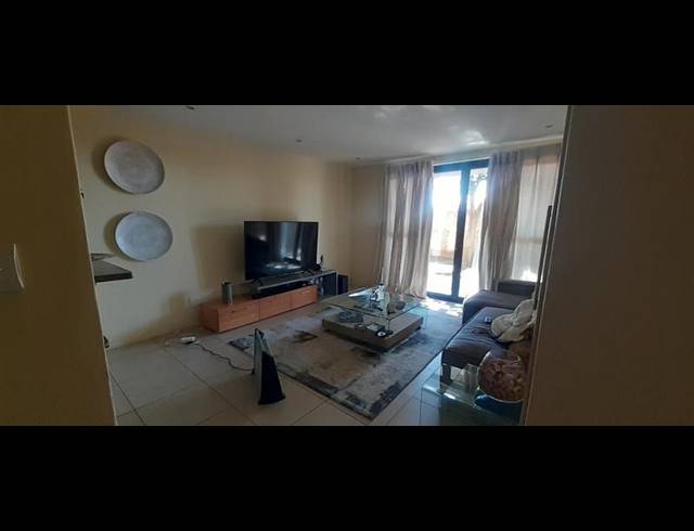 2 BEDROOM APARTMENT FOR SALE IN ROOIHUISKRAAL NORTH